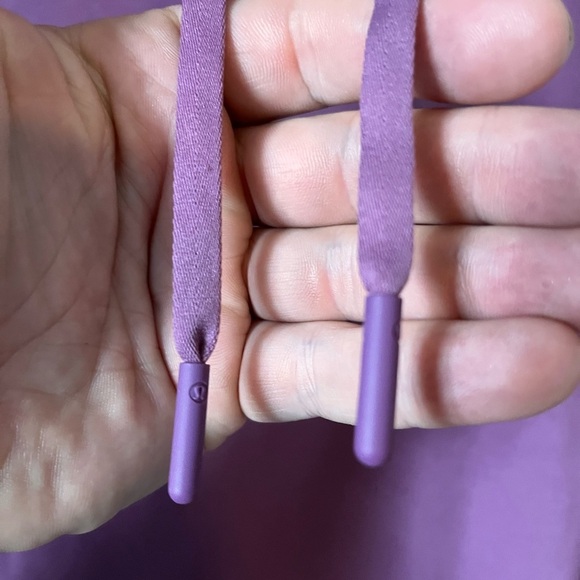 Mens Lululemon City Sweat Pullover Hoodie Vintage Plum Size Small - Picture 10 of 12